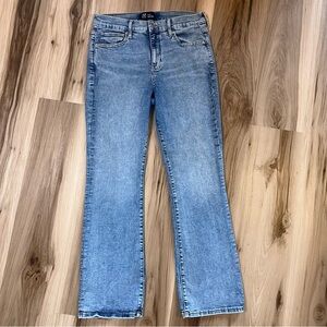 Gap Women's Universal Baby Boot Cut Jeans Size 10/30 S Short Vintage Light Wash